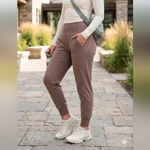 Athleta Pants - Athleta Venice Joggers High Rise Tan Brown Comfy Athleisure Clean Girl Aesthetic